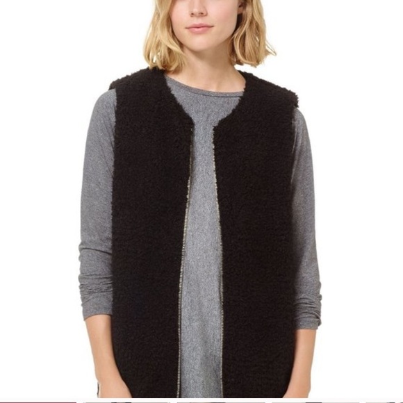 Aritzia Wilfred Black Chatou Vest | Size S - Picture 1 of 6